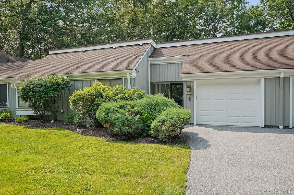 Welcome to 966C Heritage Hills! 2-bedroom, 2-bath, one-level condo with attached garage.