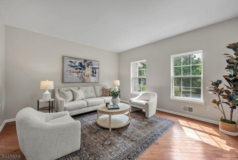 FORMAL LIVING ROOM