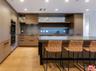 Breakfast bar at kitchen islan