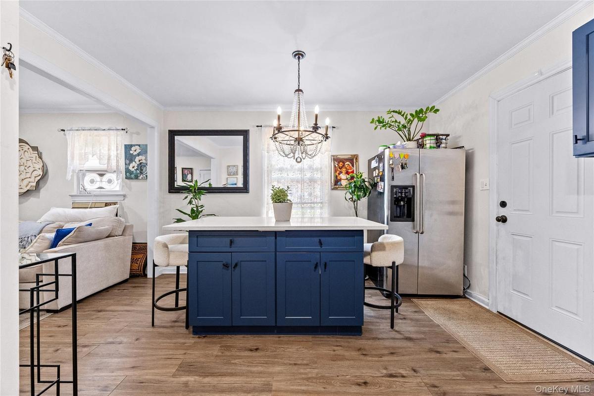 Gorgeous Chef's Kitchen Excellent Condition