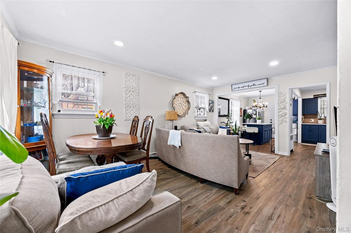 Gorgeous lIving room