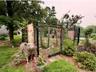 Animal showcase enclosure