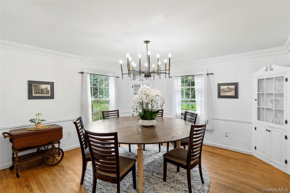 An elegant dining space ideal for both intimate dinners and larger gatherings.