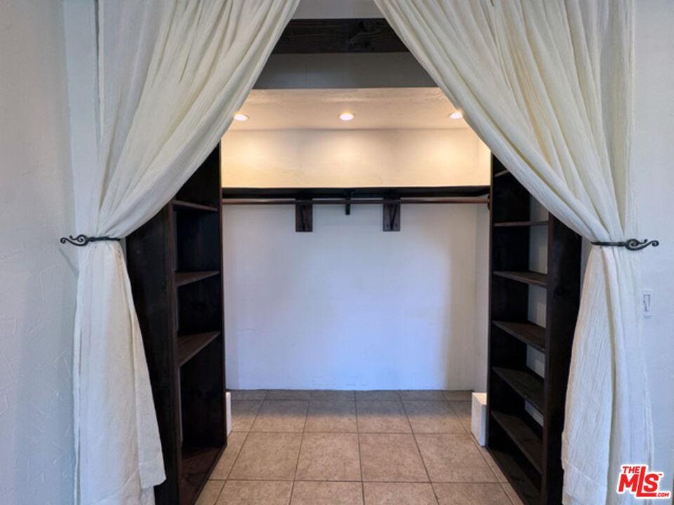 Walk In Closet