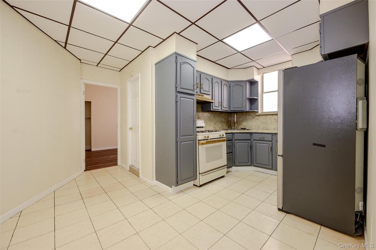 Unit 1 Kitchen