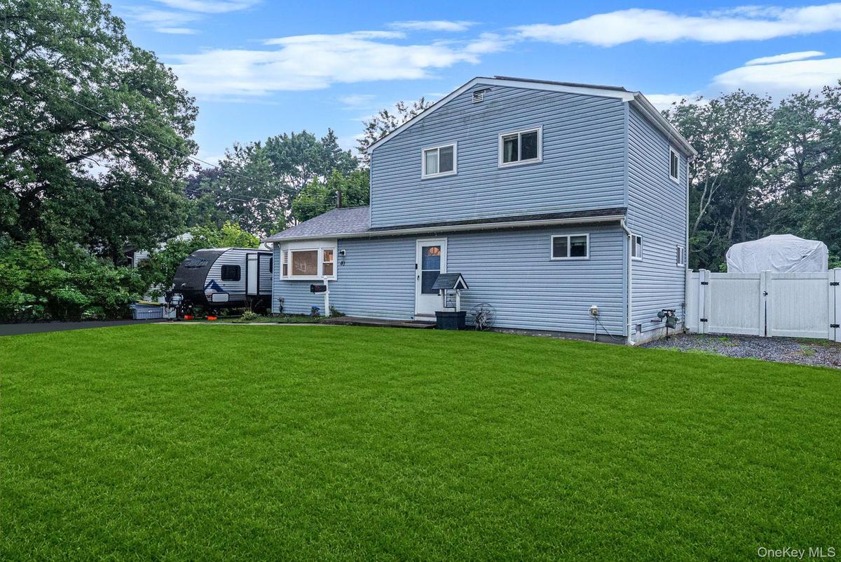 Siding, Roof, and Gutters all updated in 2015