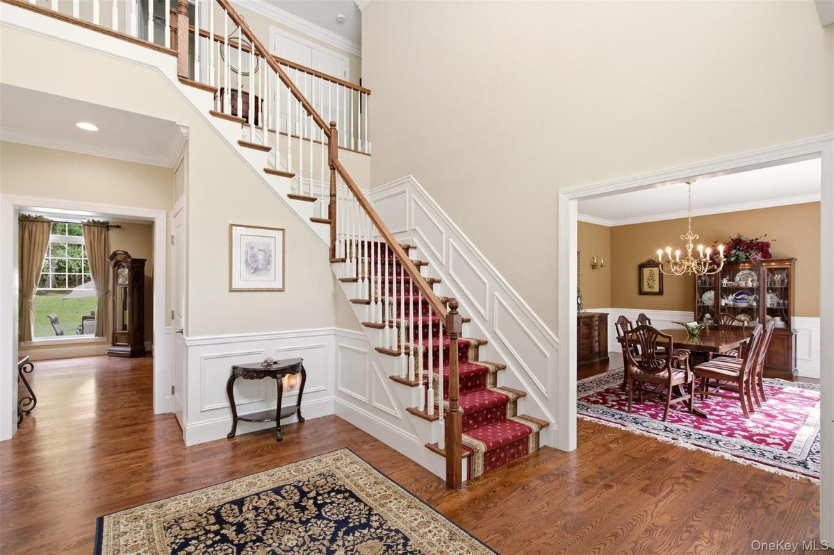 2-story entry