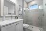 Wonderfull bath fo your guests, too