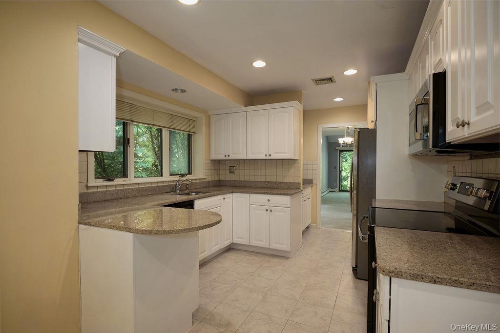 Left side of Galley Kitchen