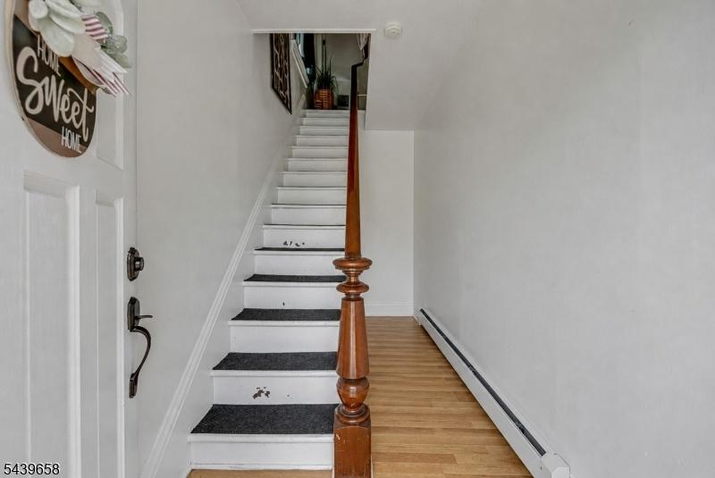 UNIT 2 STAIRCASE