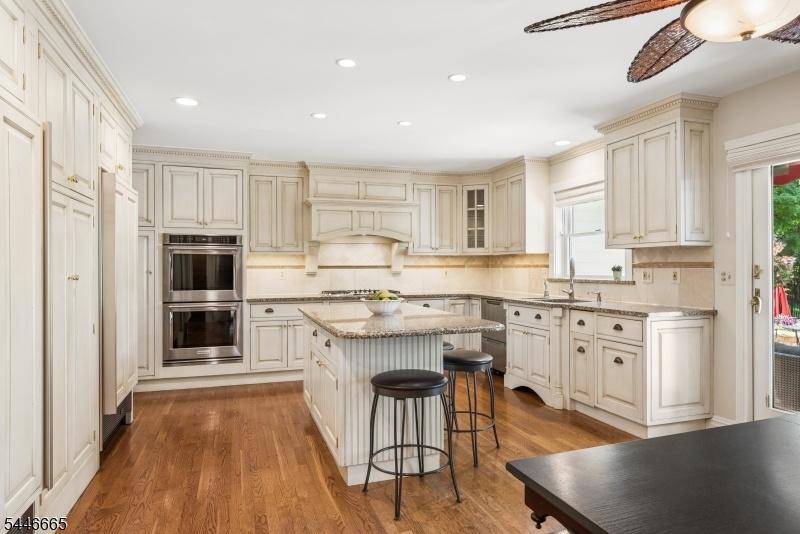 Custom Kitchen