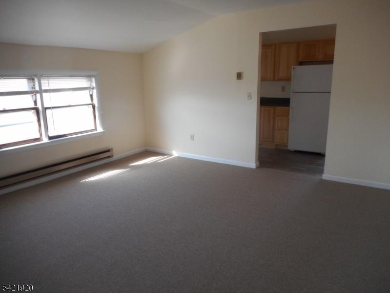 Livingroom into Kitchen