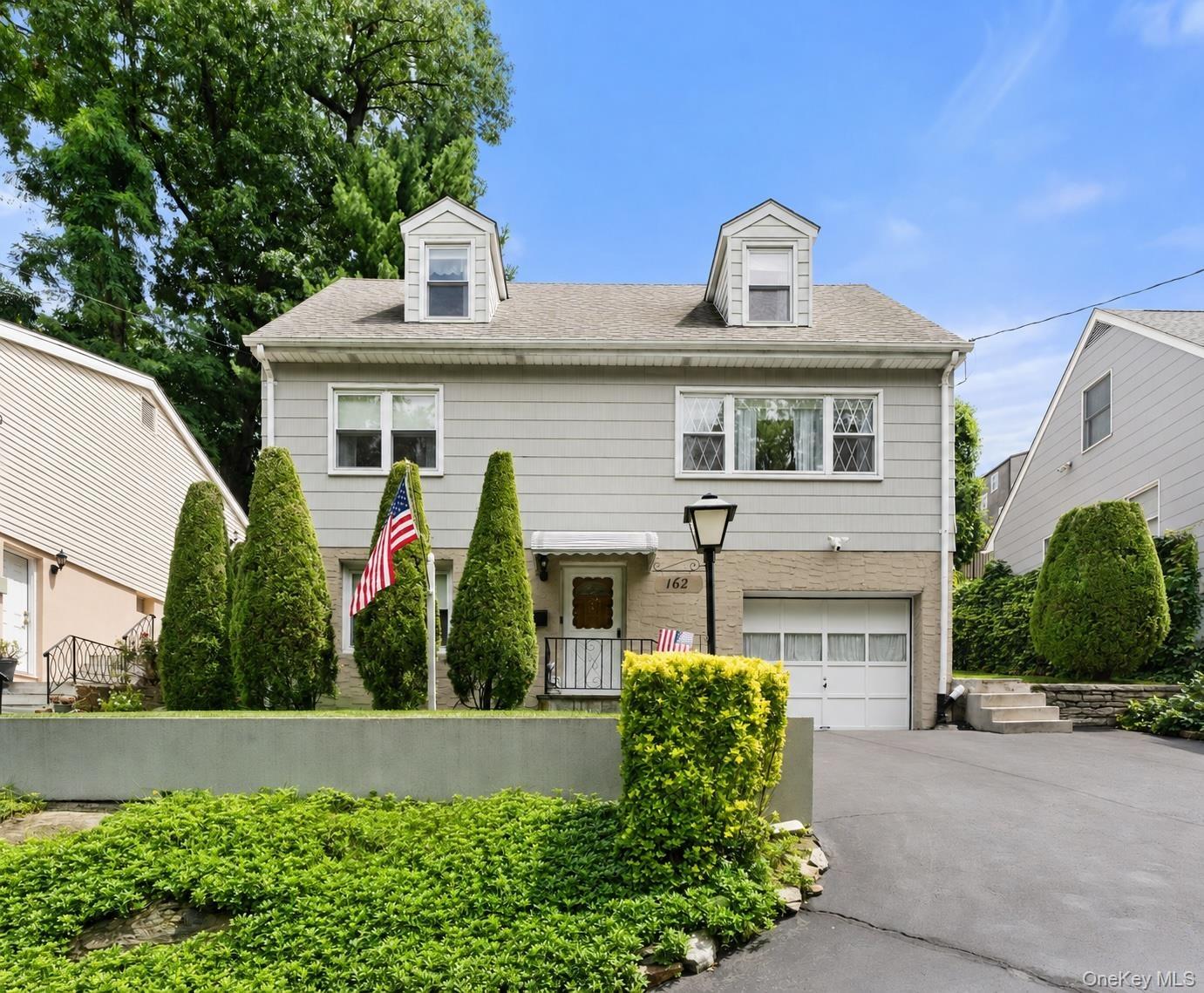 Welcome to 162 Midland Avenue located in the Lincoln Park enclave in Yonkers NY!