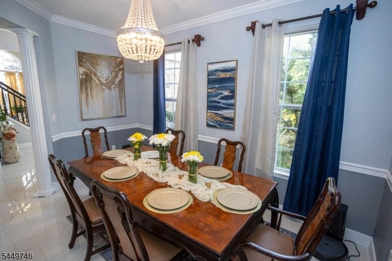Dining Rm