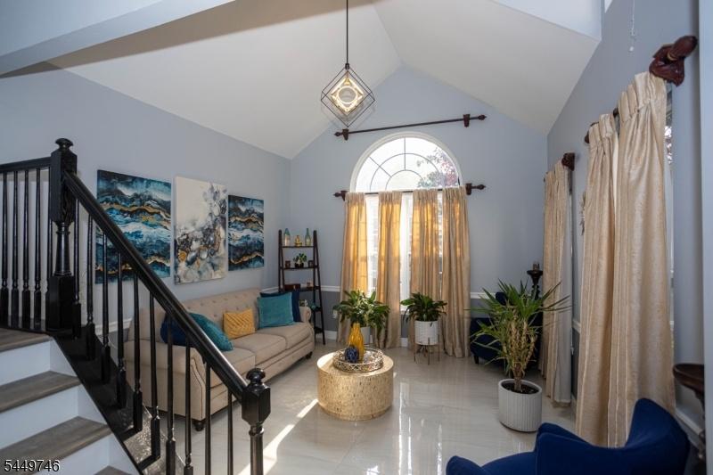 Living Rm