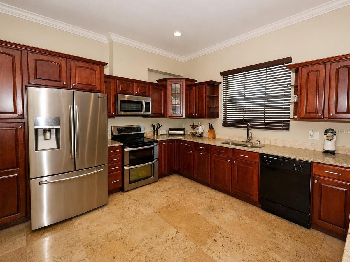 Large Kitchen