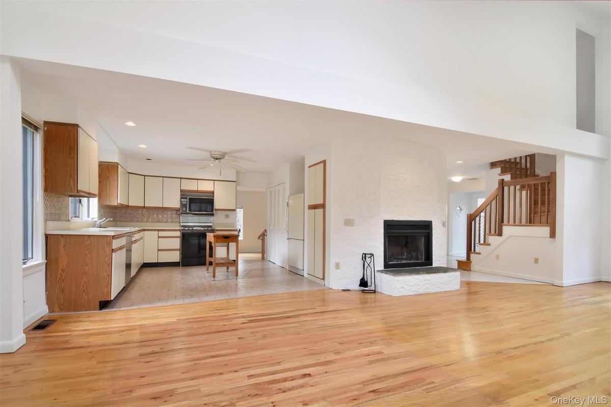 Dining area leads to open kitchen