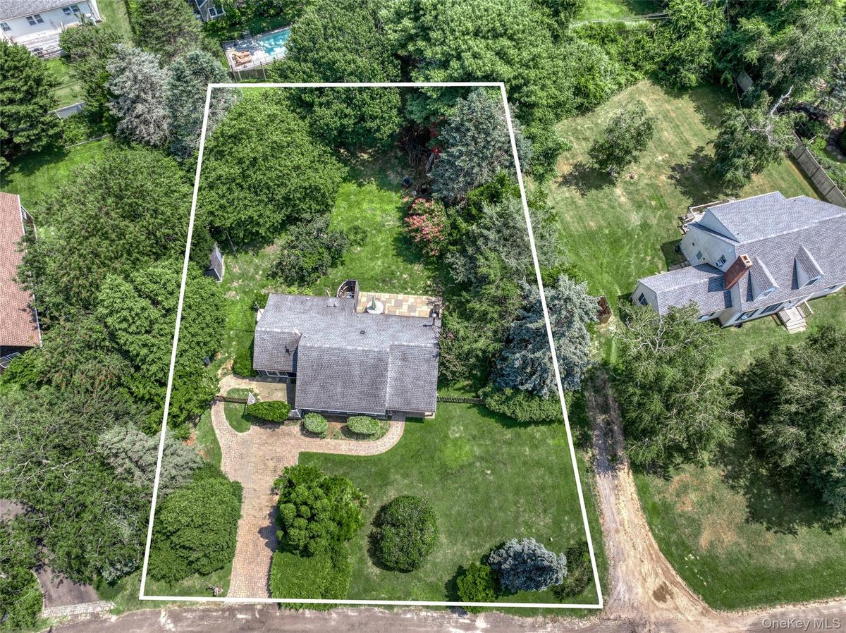.437 acres