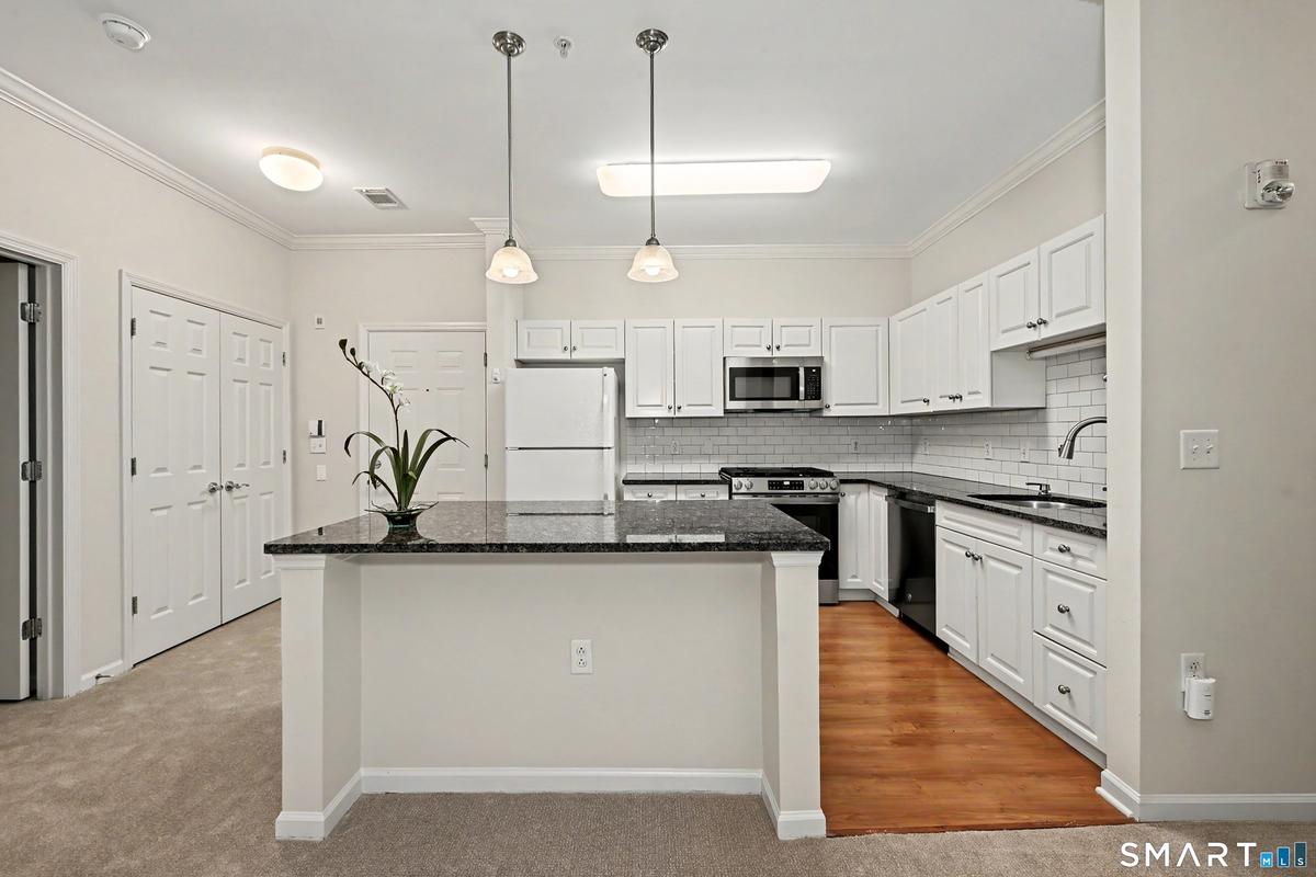 Island Kitchen