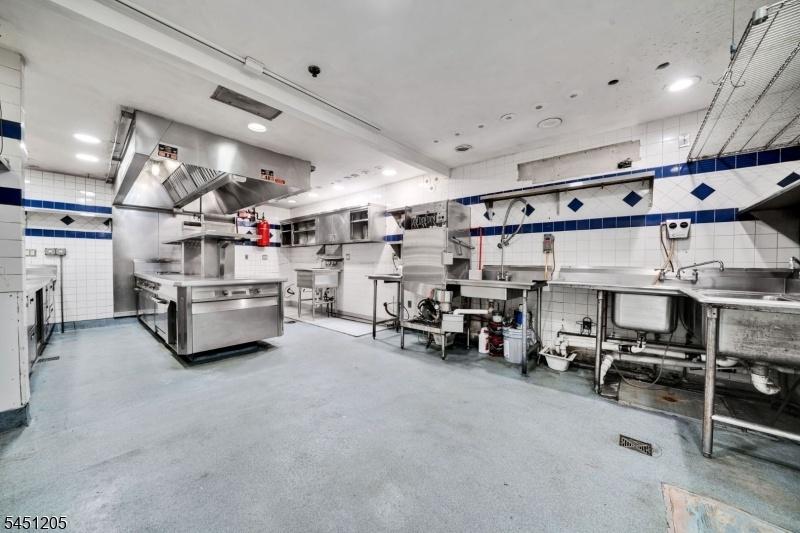 Commercial Kitchen