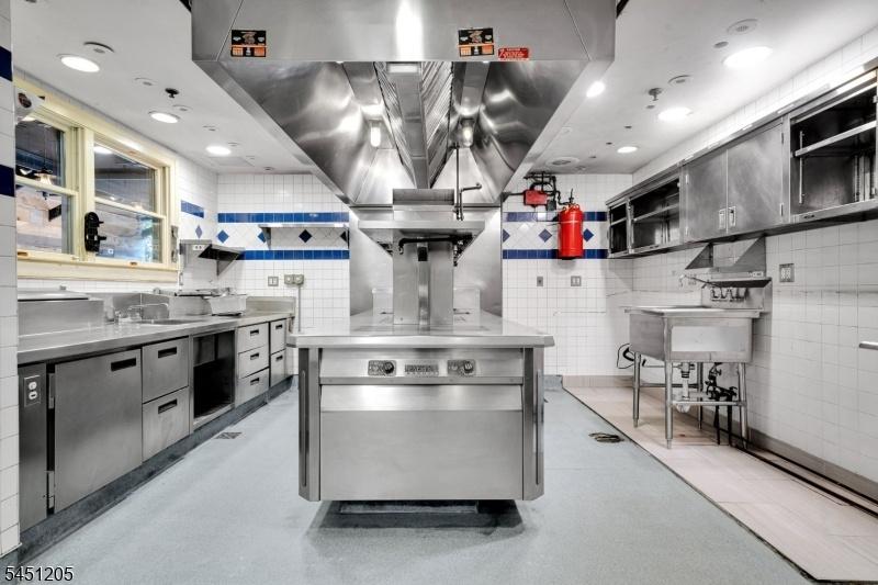 Commercial Kitchen