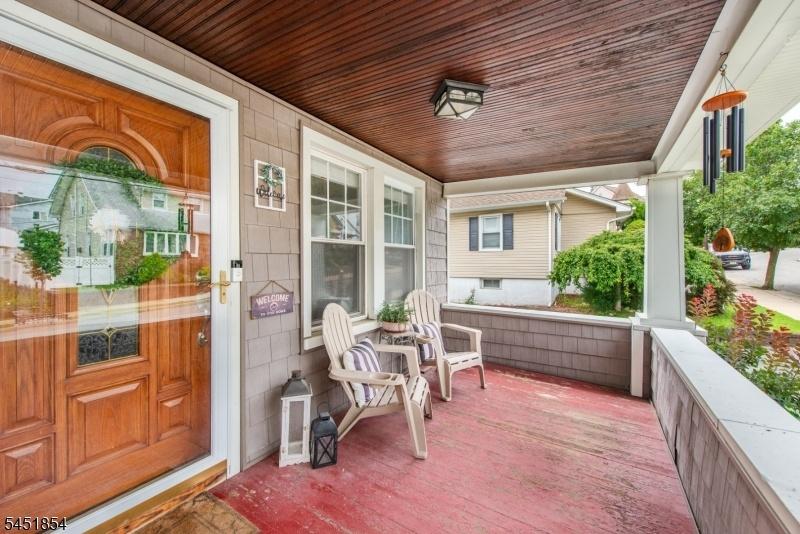 lemonade porch