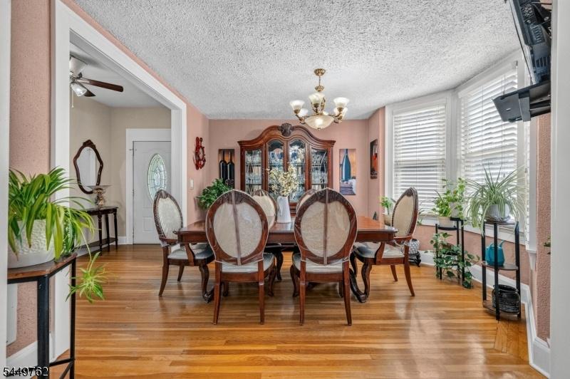 Formal dining room
