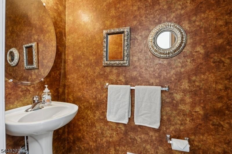 1/2 Bathroom - First floor