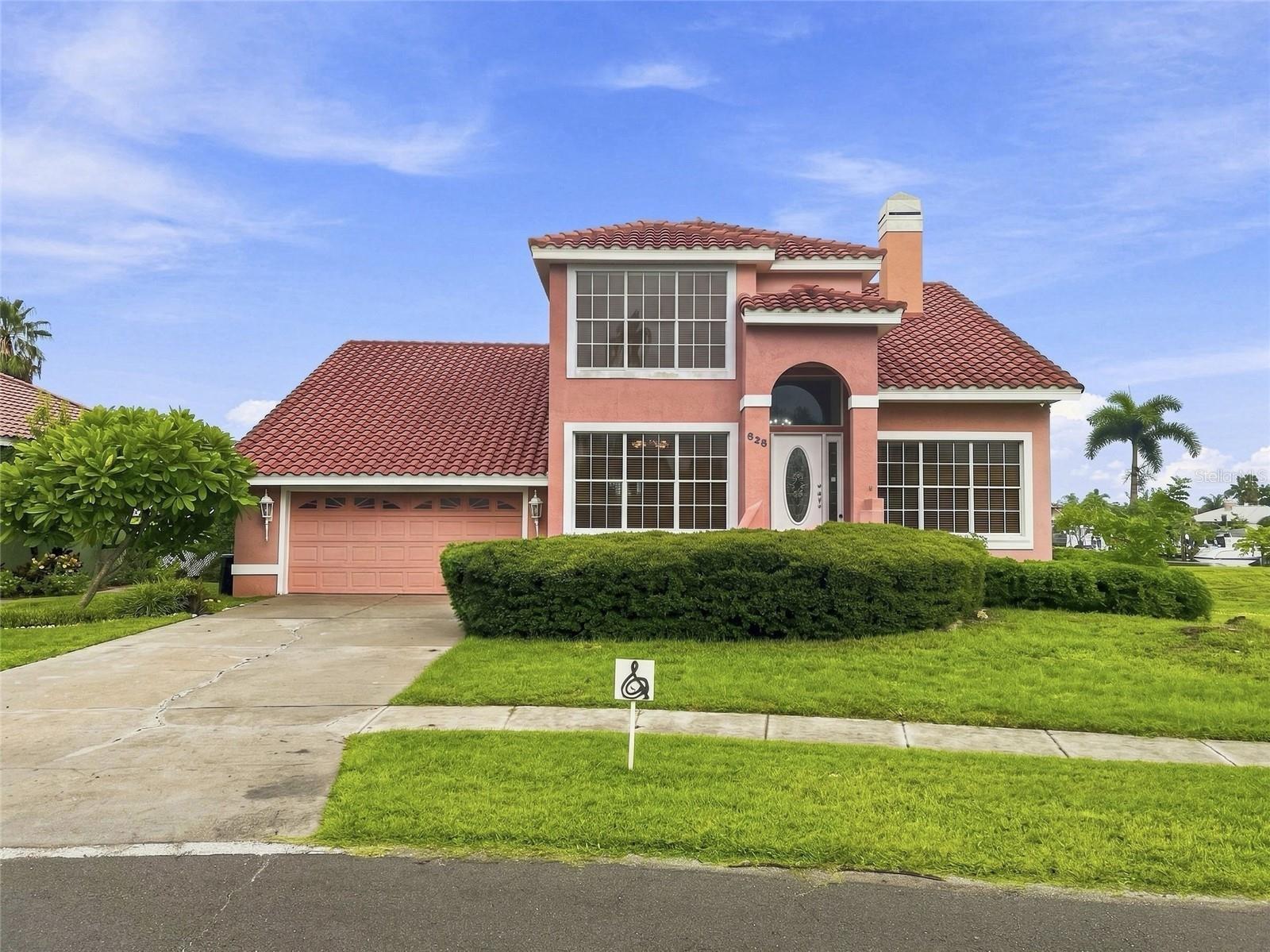78 foot wide waterfront home.