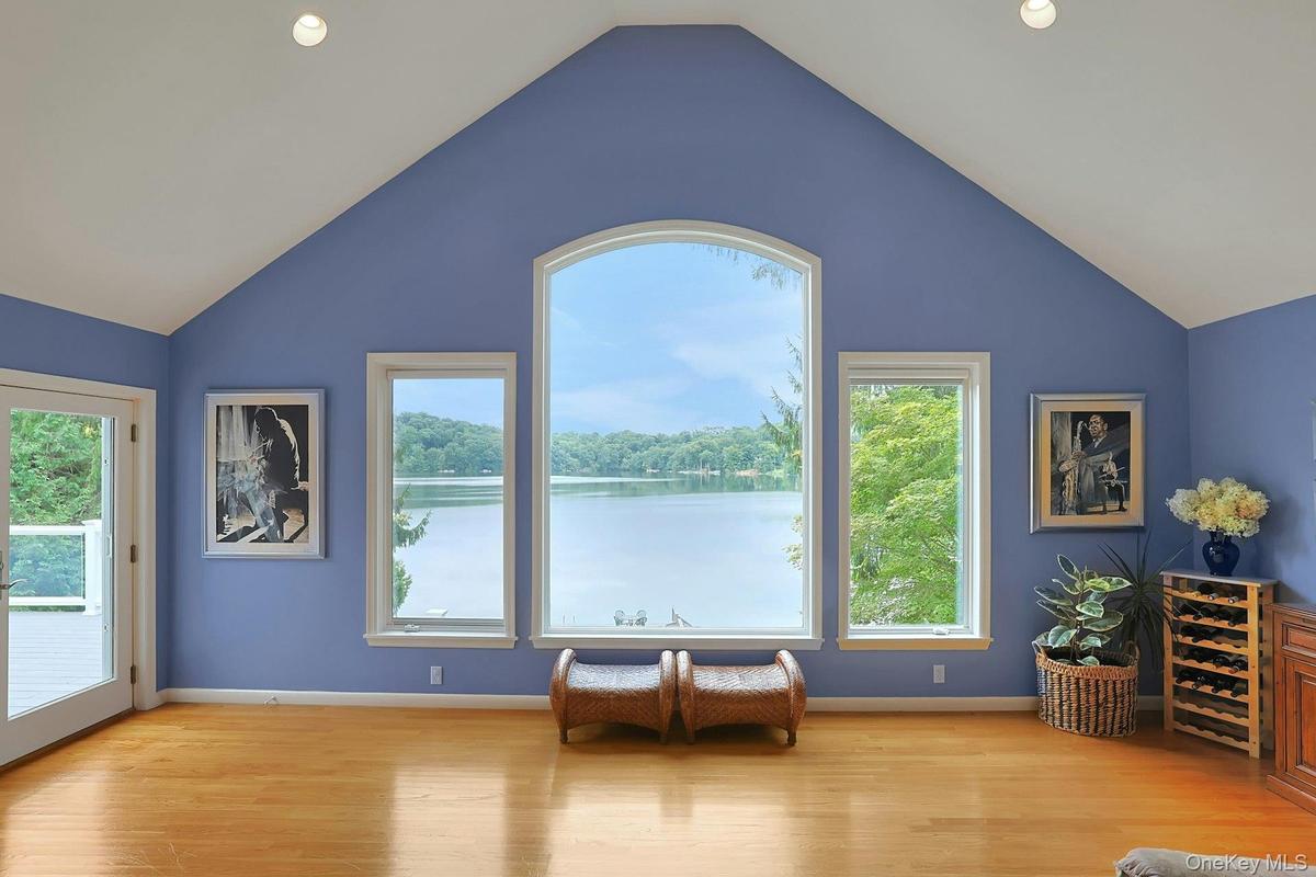 Take in breathtaking lake views from the comfort of your living room. Every day feels like a getaway.