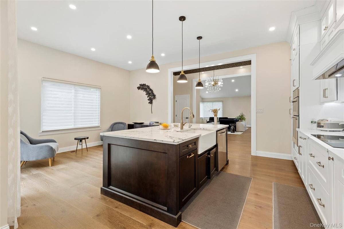 10Ft. ceiling height plus