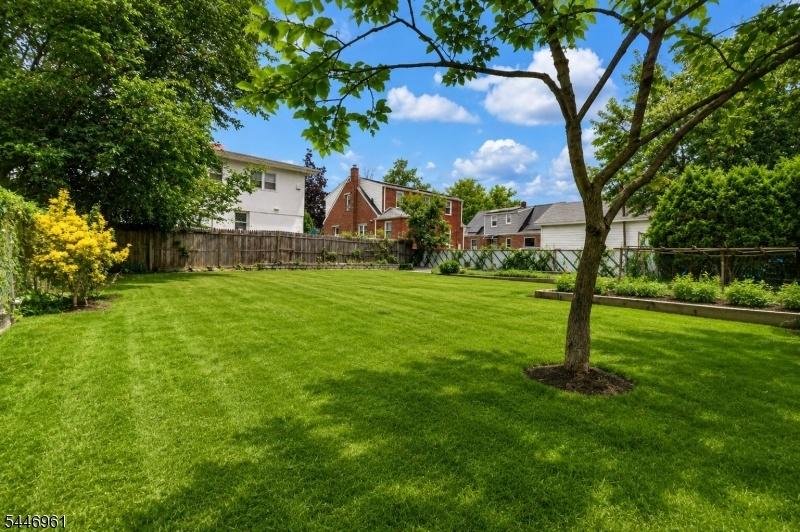 521 E. Blancke St, Linden, NJ