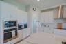Built-in ovens, cooktop, restaurant-grade hood