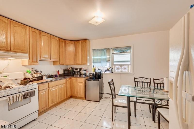 2nd Fl Kitchen