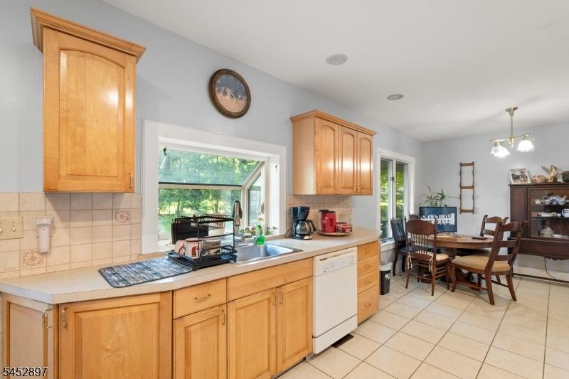 Eat In Kitchen