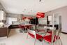 Kitchen (4 of 6)