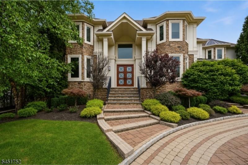 Front of Home (3 of 3)
