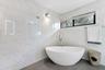 owner's suite bath