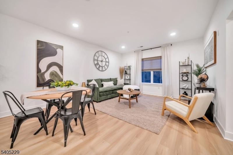 Model Dining room/ Living Room