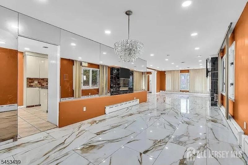 Living/Dining Area