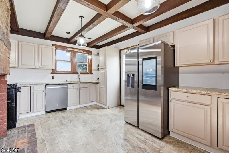 Kitchen2