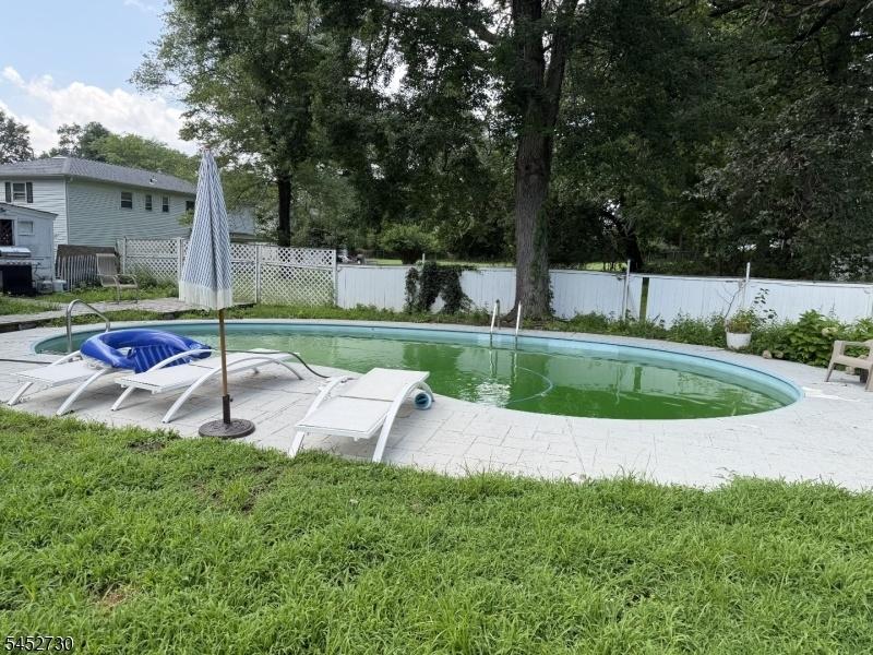 In Ground Pool
