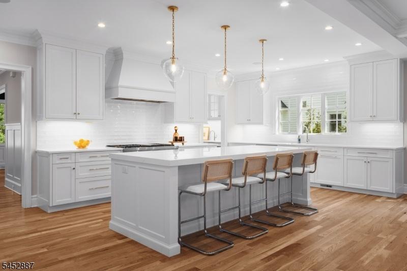 Spectacular Custom Kitchen