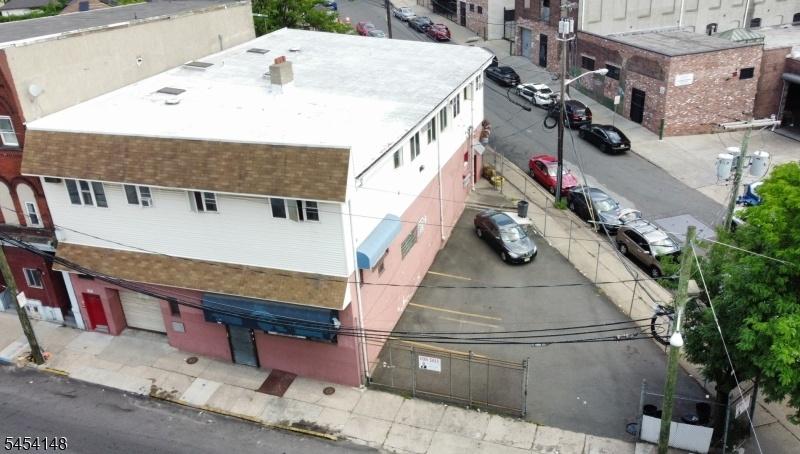 386-390 River St-Paterson-NJ