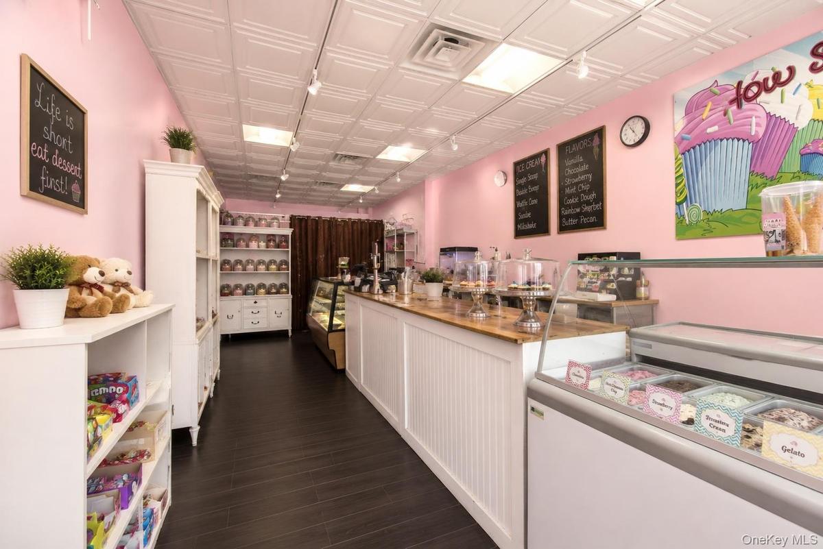 Commercial Storefront
