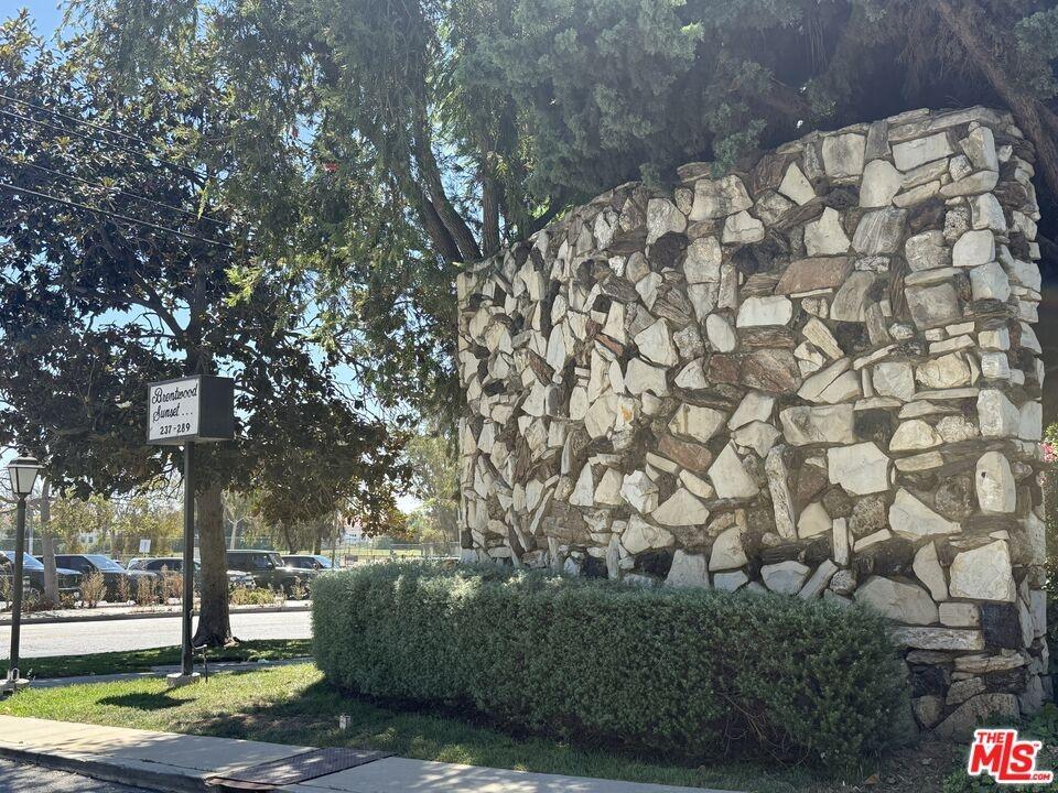 Private Community Entrace