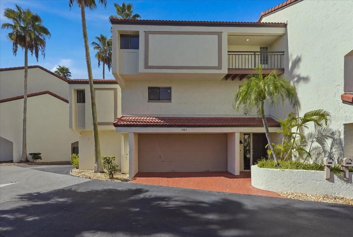 Welcome to the Village of Island Estates