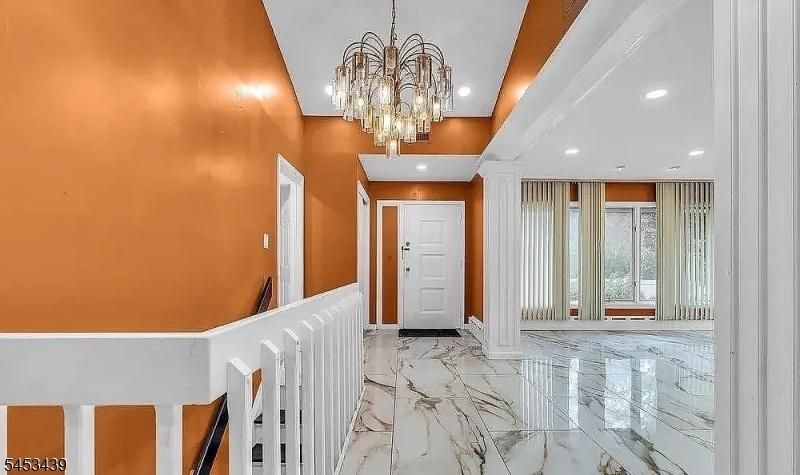 Foyer/Entryway