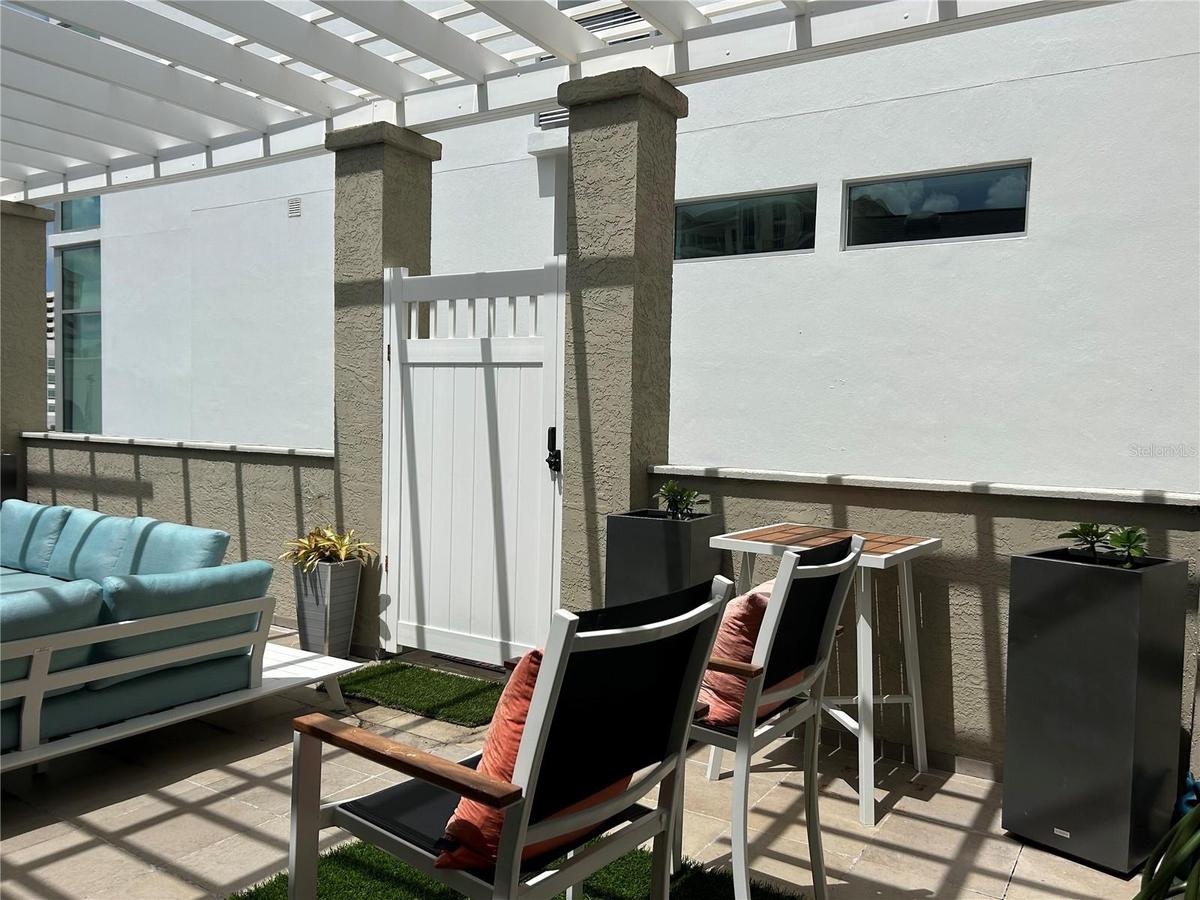 open patio off kitchen