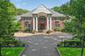 Long driveway in to front courtyard